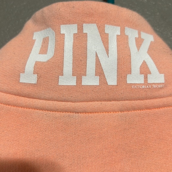 PINK Victoria’s Secret Size XS like New Peach Colored Zip Pull Over - Picture 8 of 10